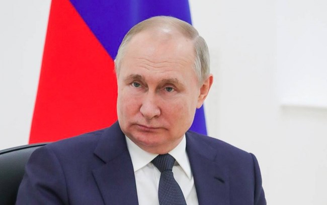 Tổng thống Putin: Nga sẽ không để các lệnh trừng phạt tác động đến kinh tế (10/6/2022)